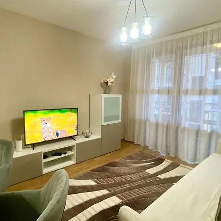 Bratanov Marvel 1 * Slantchev Briag