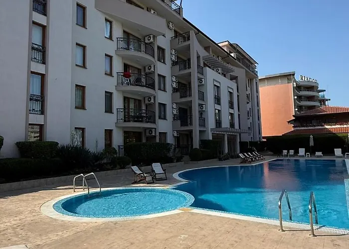 Bratanov Marvel 1 * Slantchev Briag