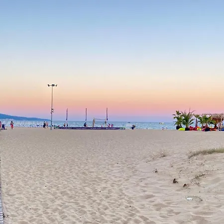 アパート Bratanov Marvel 1